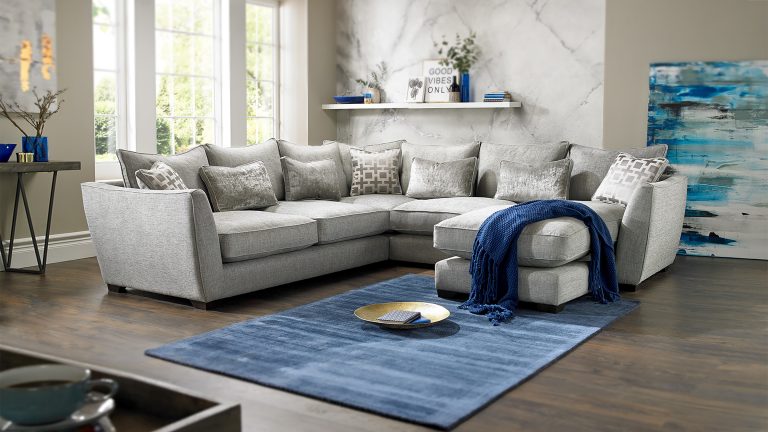 Sofa Clearance Outlet Picks Panther As 2-Man Delivery Partner