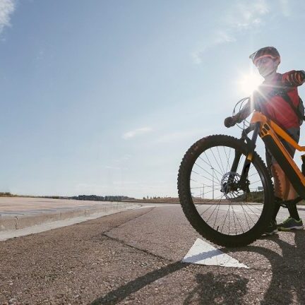 excersice bikes 2 man delivery